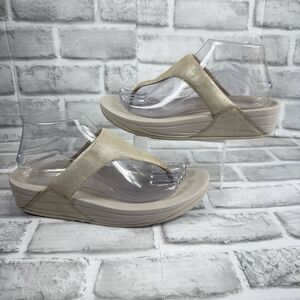 Fitflop Women's Size 8 Shimmy Pale Gold Suede Toe Post Thong Flip Flop Sandals